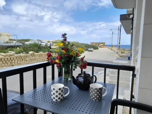 Aloha Apartments Marsalforn Ngoại thất bức ảnh